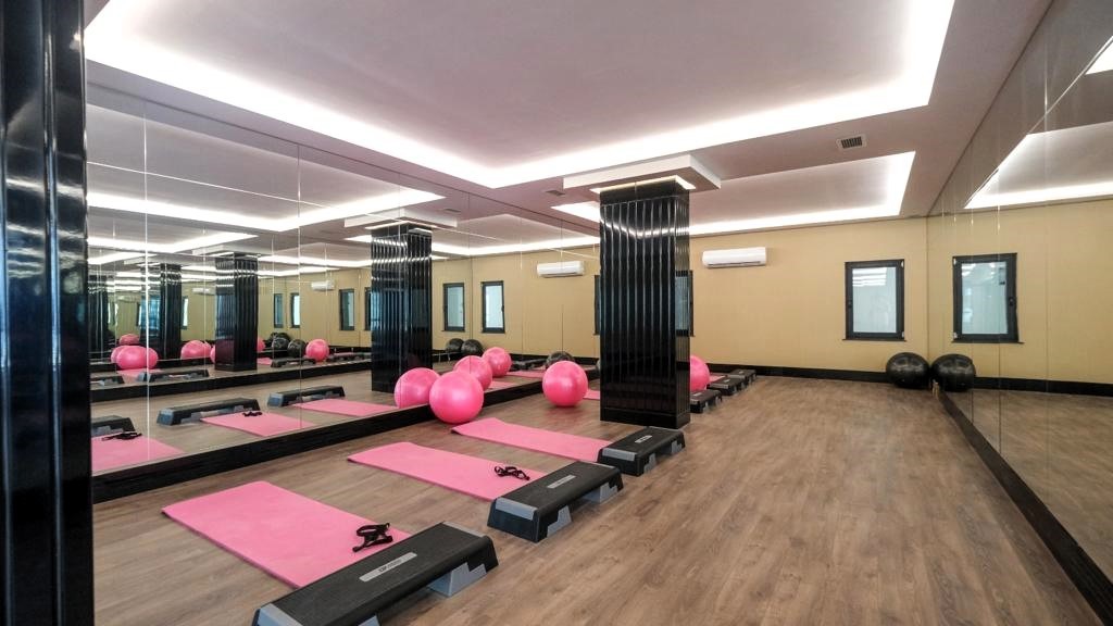 مجموعه مسکونی چندمنظوره در محموتلار