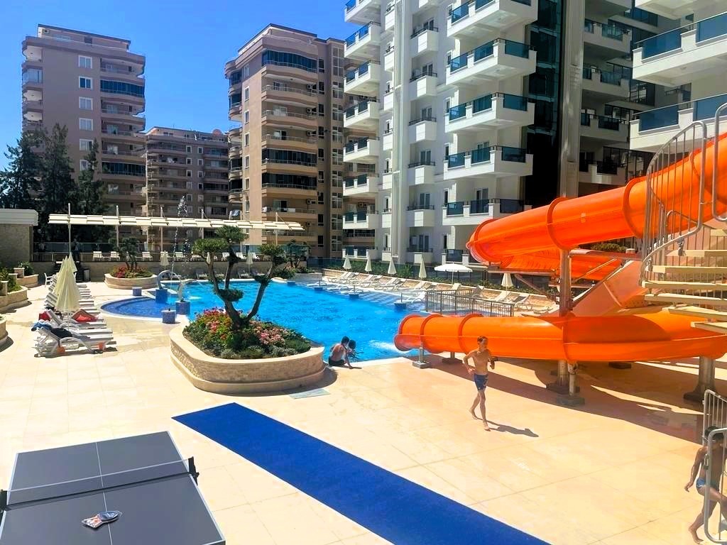 مجموعه مسکونی چندمنظوره در محموتلار