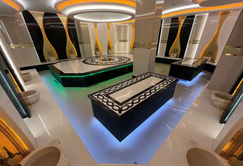 مجموعه مسکونی چندمنظوره در محموتلار