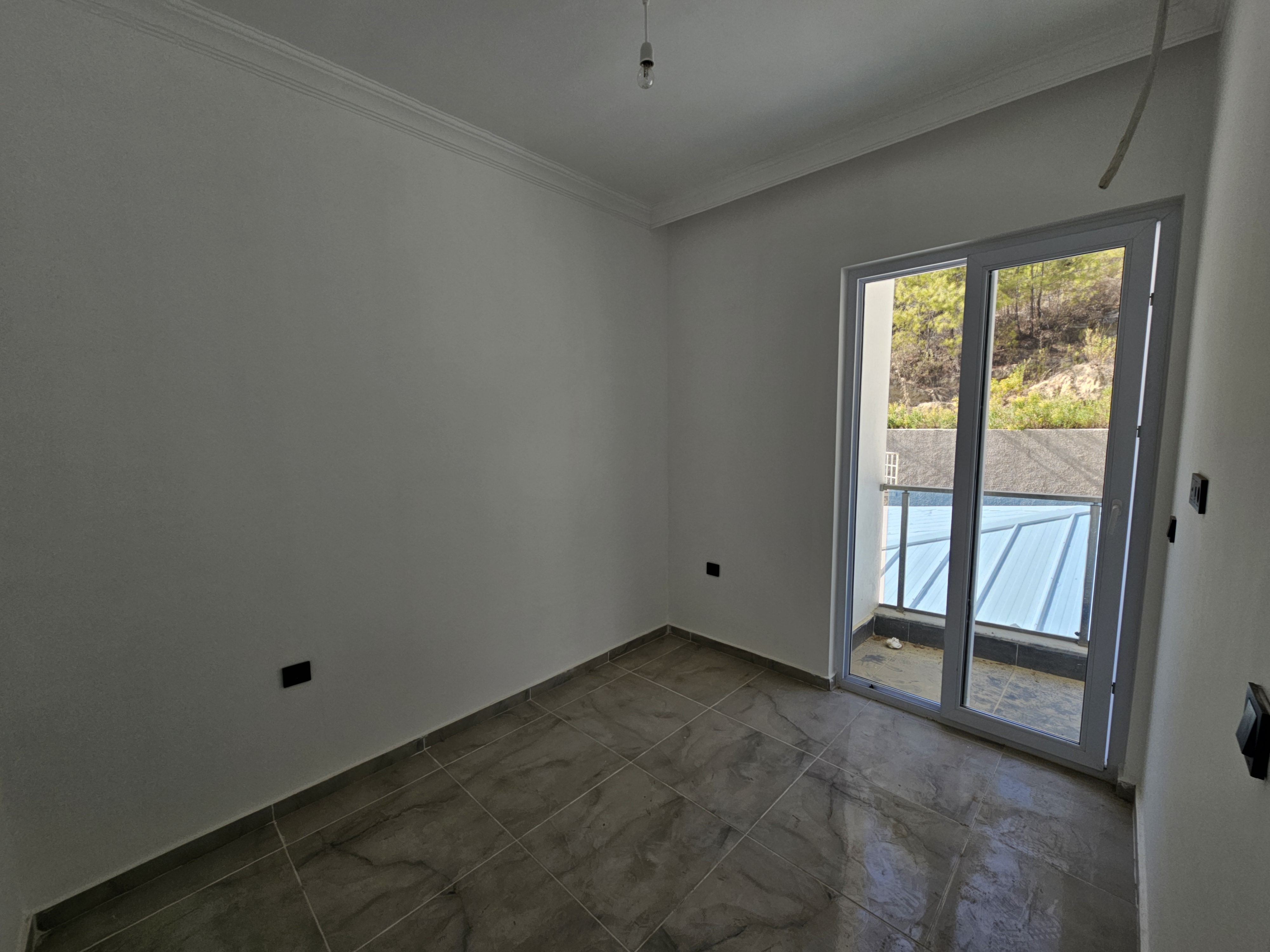 (1+1) - Aqua Residence