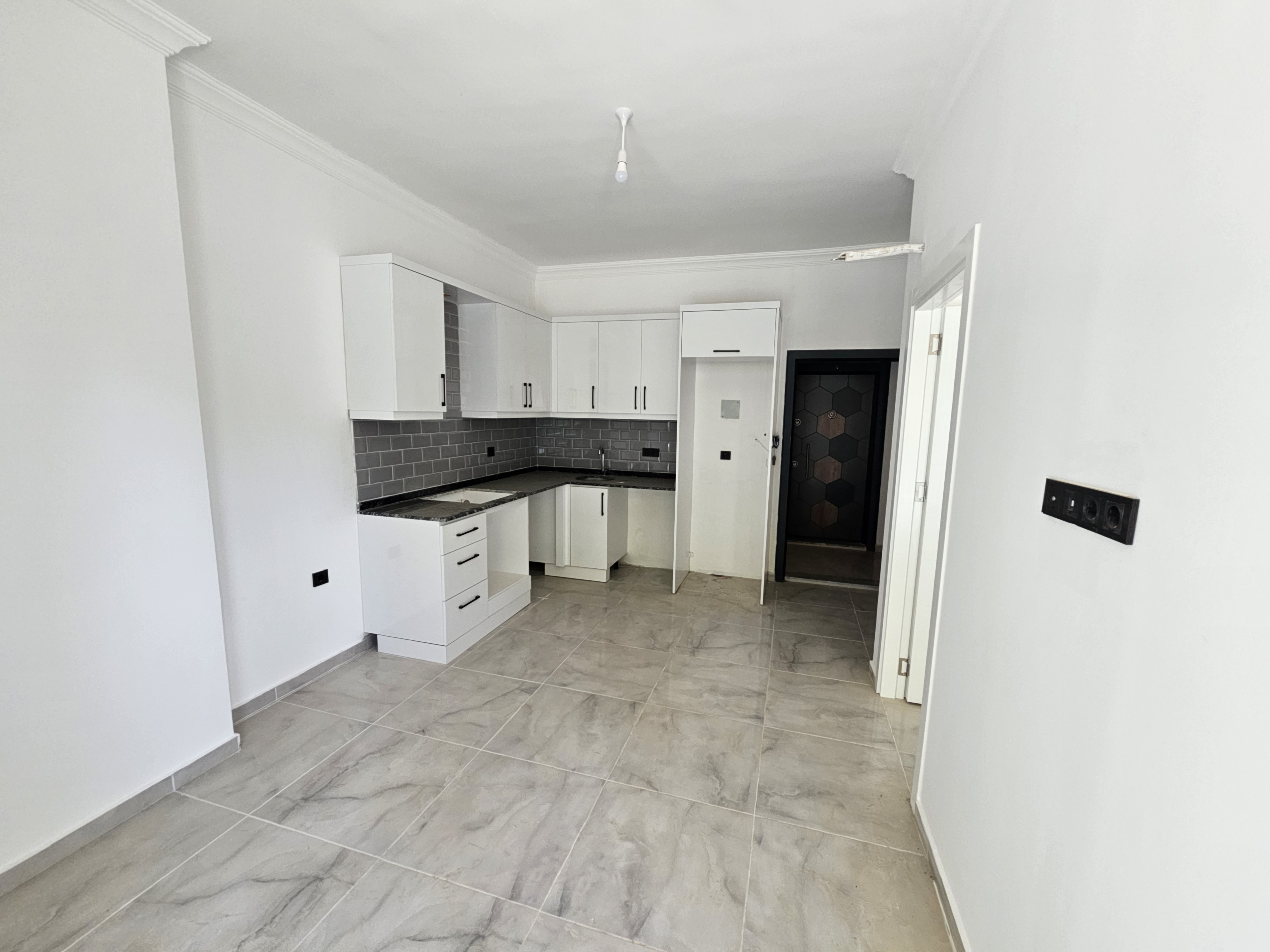 (1+1) - Aqua Residence