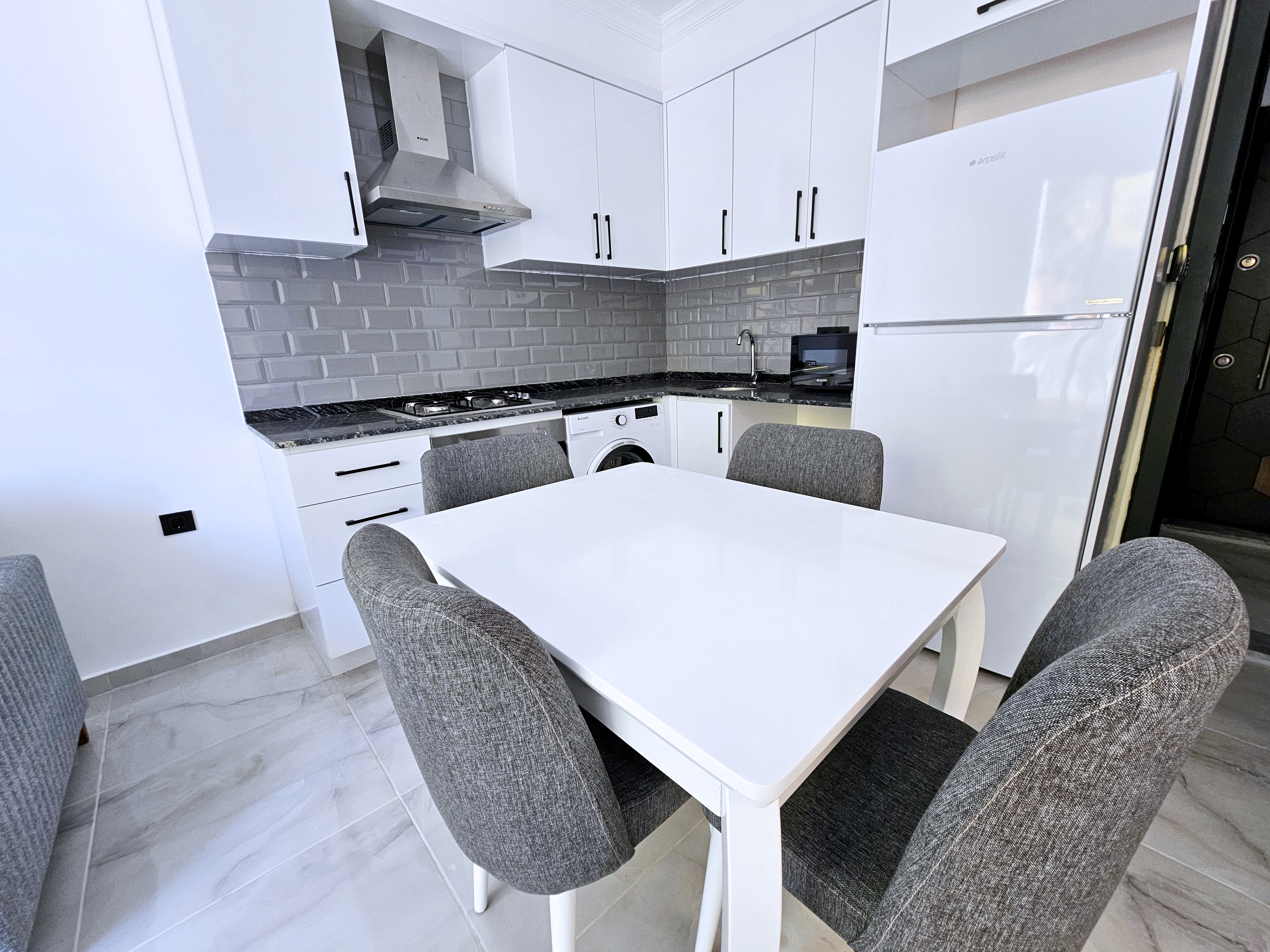 🔑(1+1) - Aqua Residence