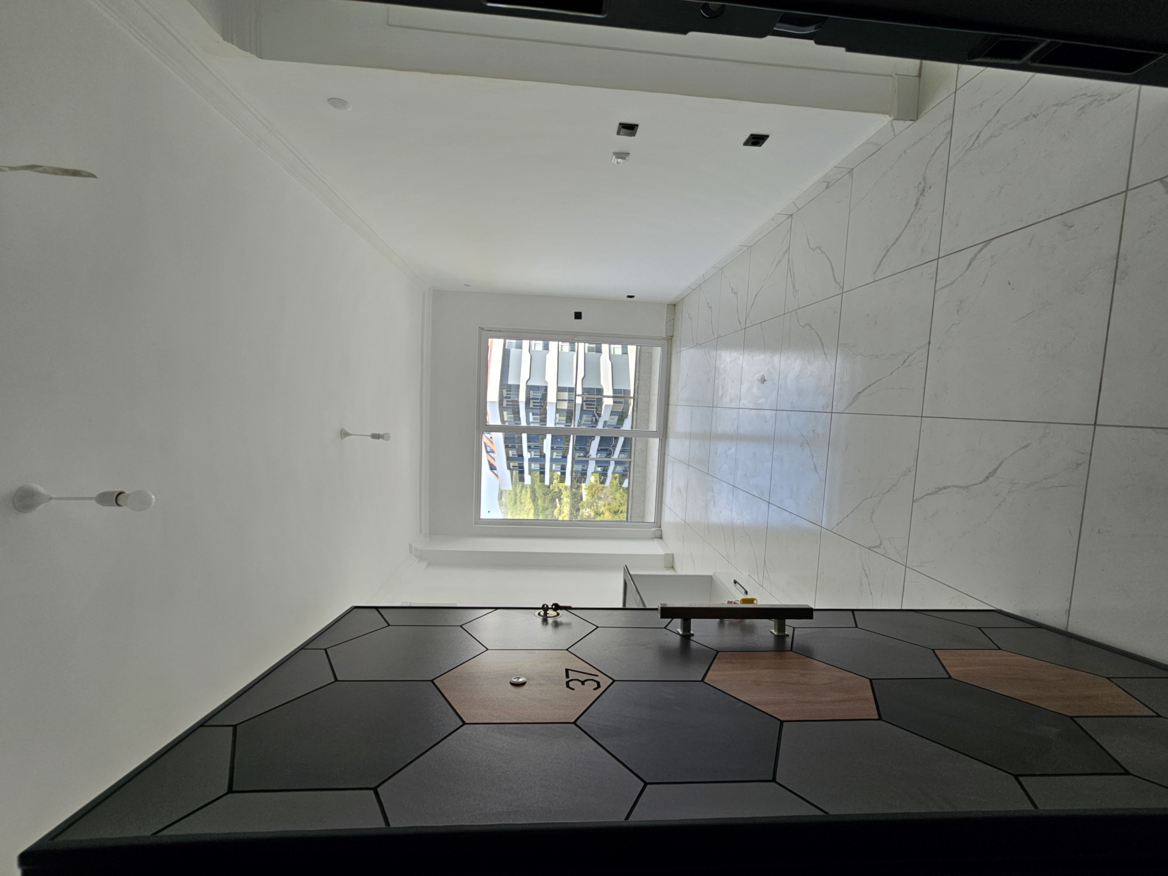 (1+1) - Prosperity Residence