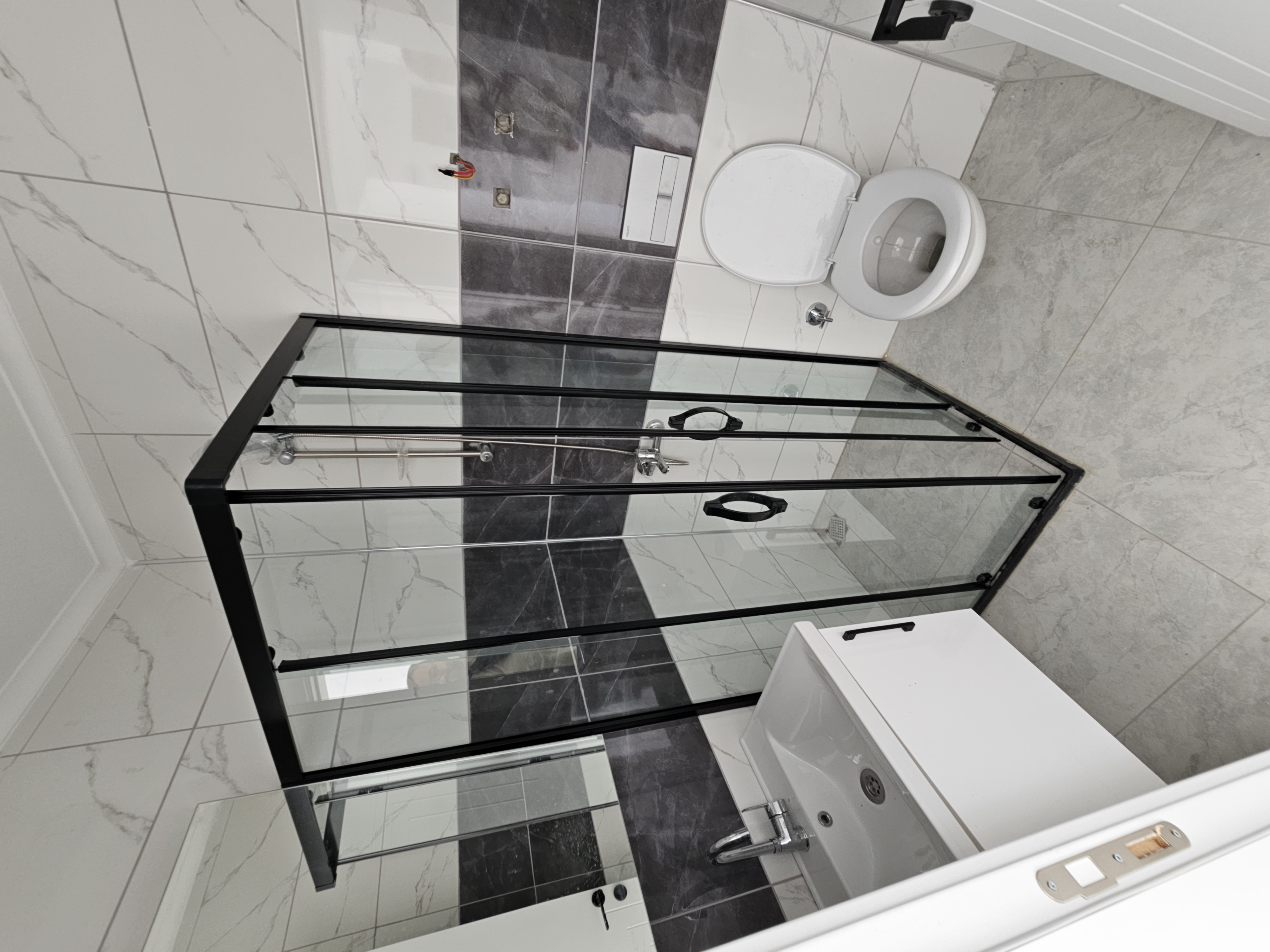 (2+1) - Prosperity Residence