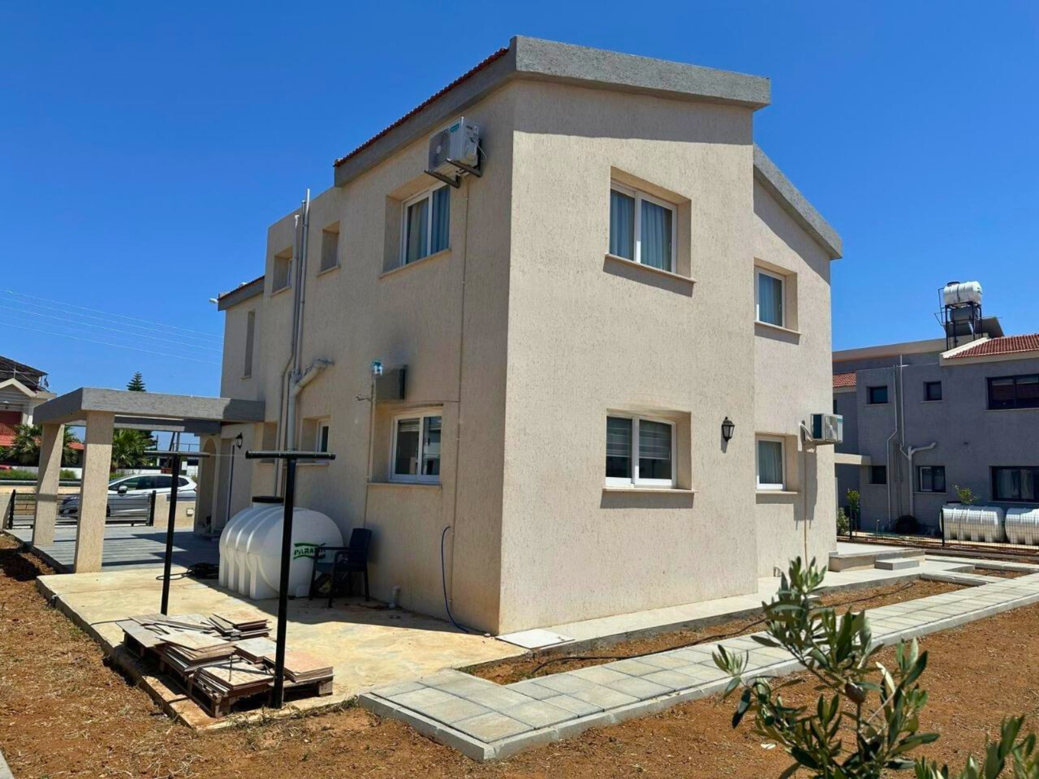 Kuzey Kıbrıs'ta 4+1 Lüks Villa - Denize 500 m, Yeni Boğaziçi