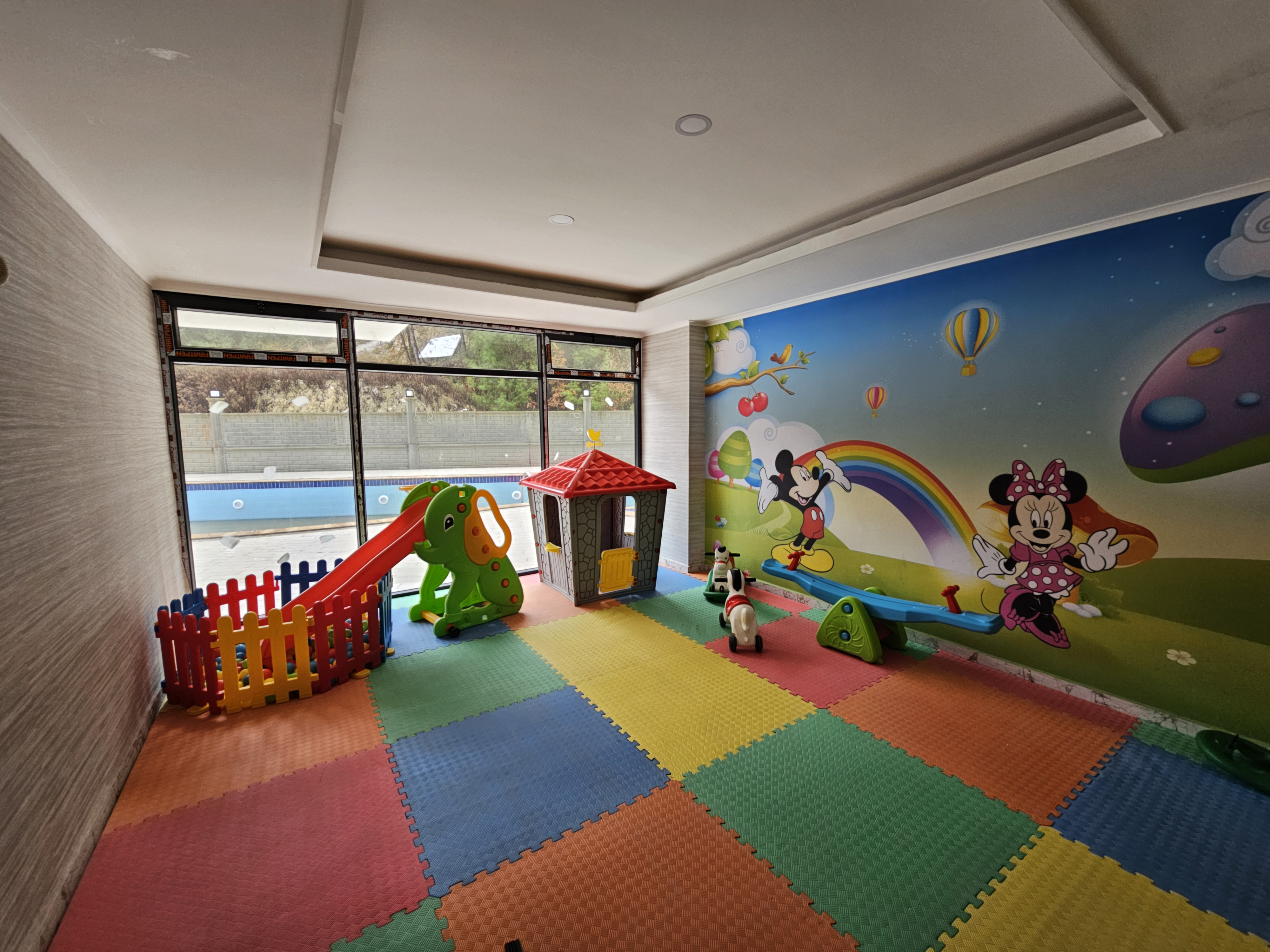 Avsallar'da Aqua Blue Konut Projesi - Denize 950 m Mesafede - 1+1 - 2+1 - Penthouse