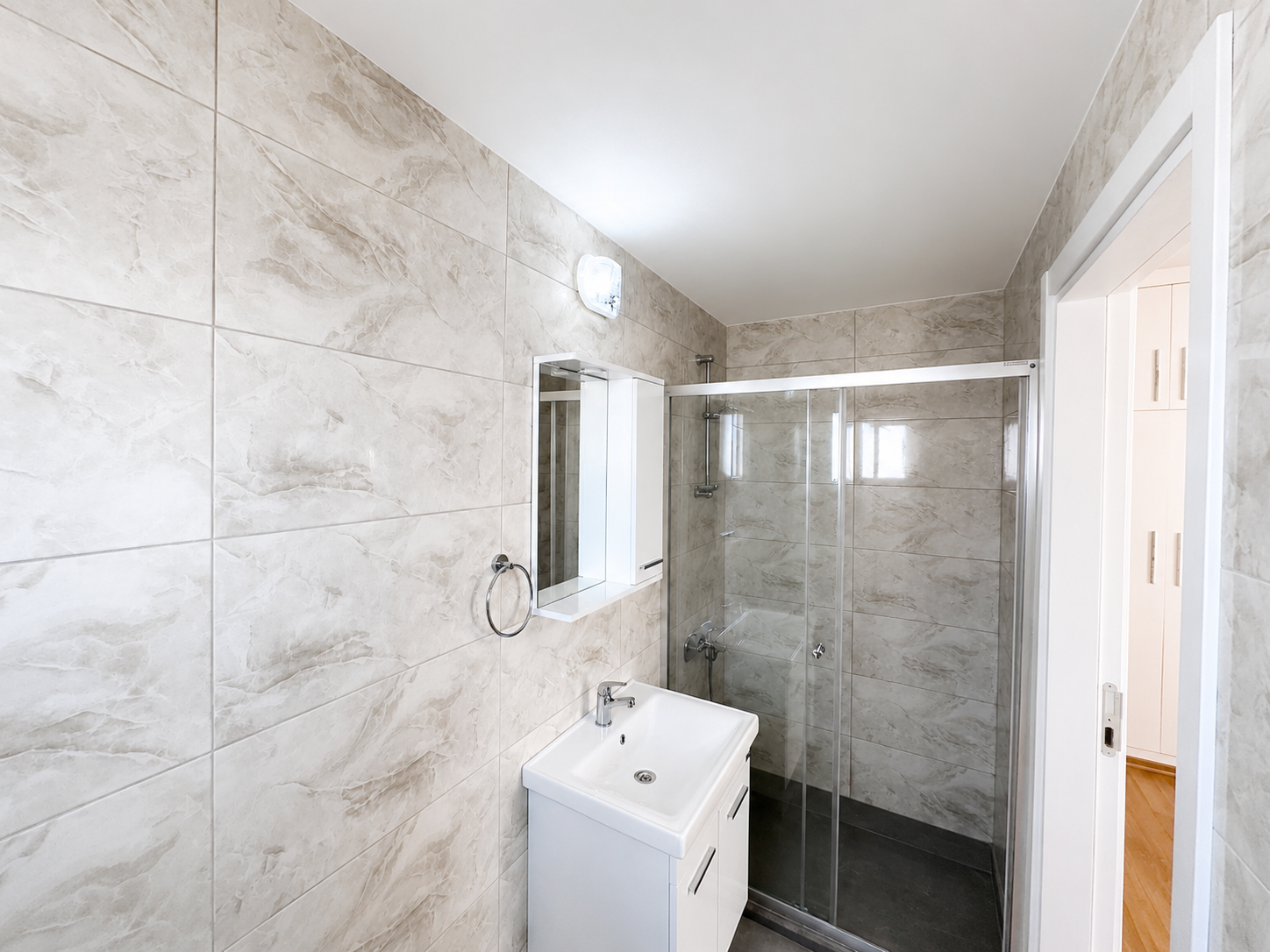 Kuzey Kıbrıs'ta 4+1 Lüks Villa - Denize 500 m, Yeni Boğaziçi Kuzey Kıbrıs'ta 4+1 Lüks Villa - Denize 500 m, Yeni Boğaziçi