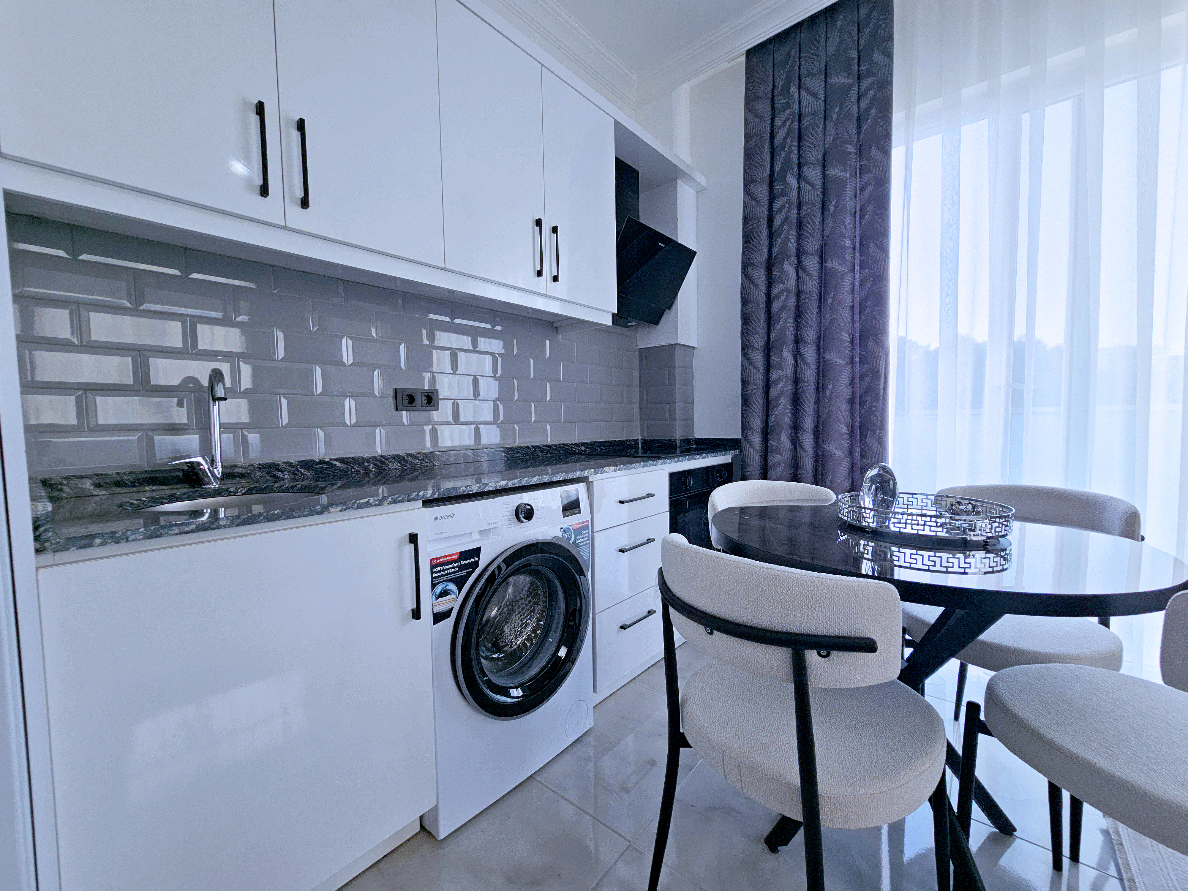 KIRA (1+1) - AVSALLAR